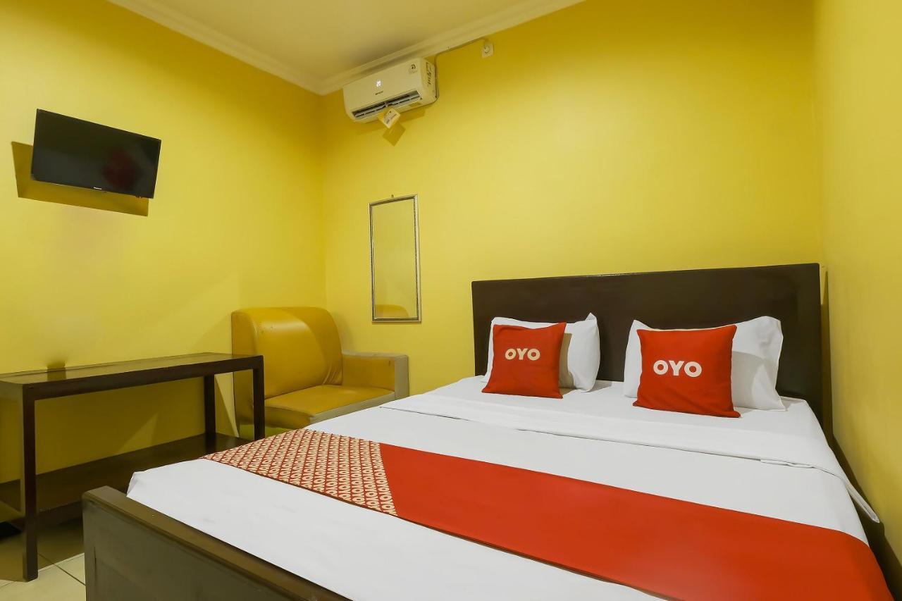 Oyo 92483 Hotel Kirana Salatiga Exterior foto